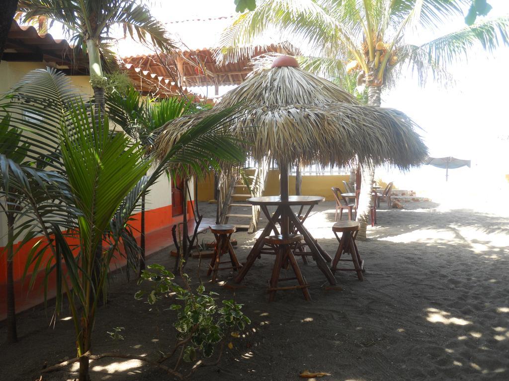 Beach Hostal Oasis Las Penitas Ngoại thất bức ảnh
